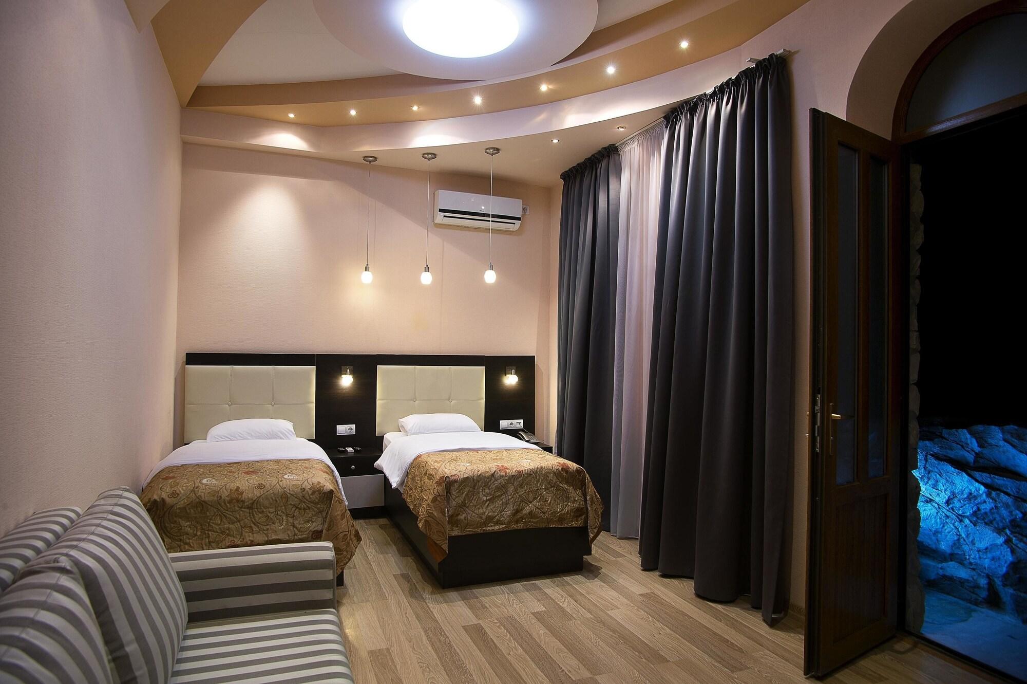 Coral Boutique Hotel Tbilisi Exterior foto